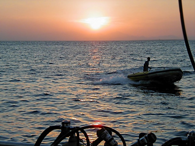 Pb080010