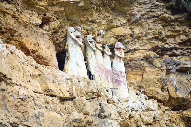  Sarcofagos de Karajia, Chachapoyas