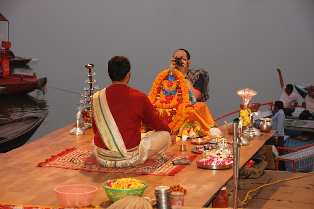 Ganga Aarti, Dasaswamedh Ghat